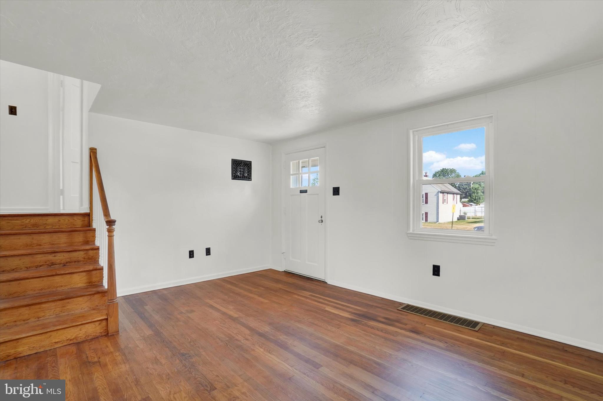 716 Priority Road York, PA 17404 - Photo 5 of 27 Gallery Image 5