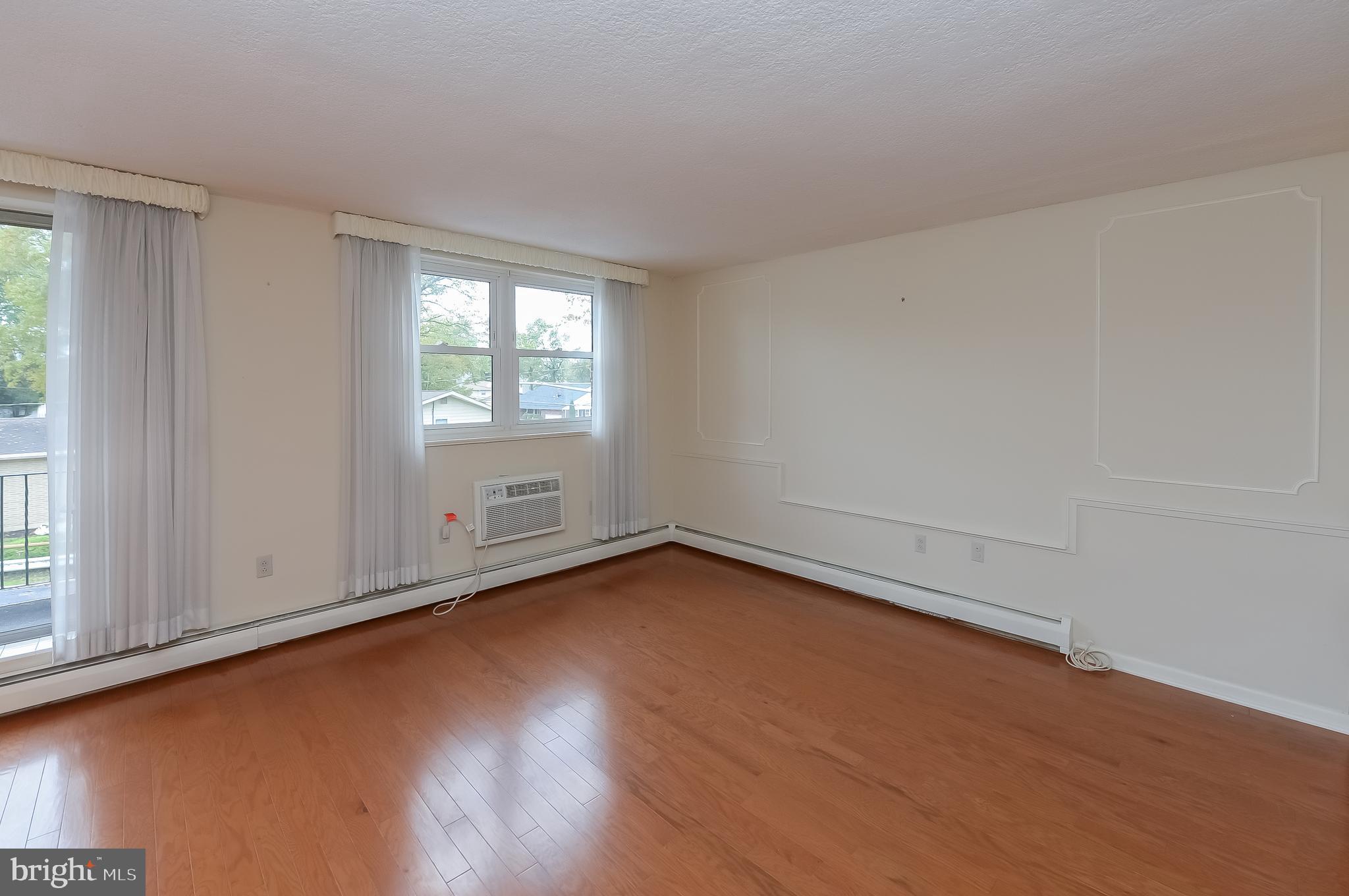 201 West Cuthbert Boulevard, Unit E27 Haddon Township, NJ 08107 - Photo 13 of 27