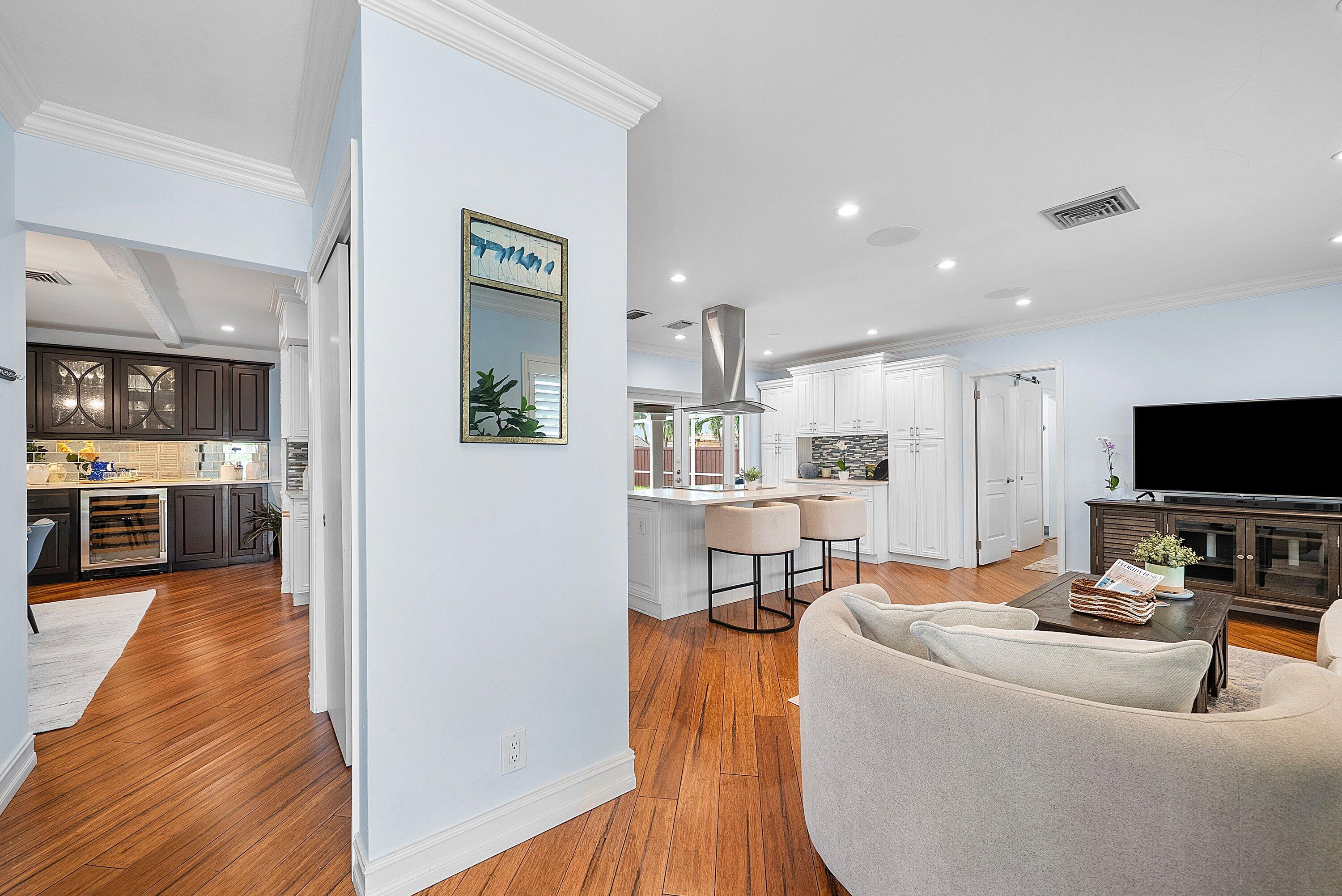 1365 Southwest 13th Place Boca Raton, FL 33486 - Photo 7 of 41 007-1365Southwest13thPlace-BocaRaton-FL-
