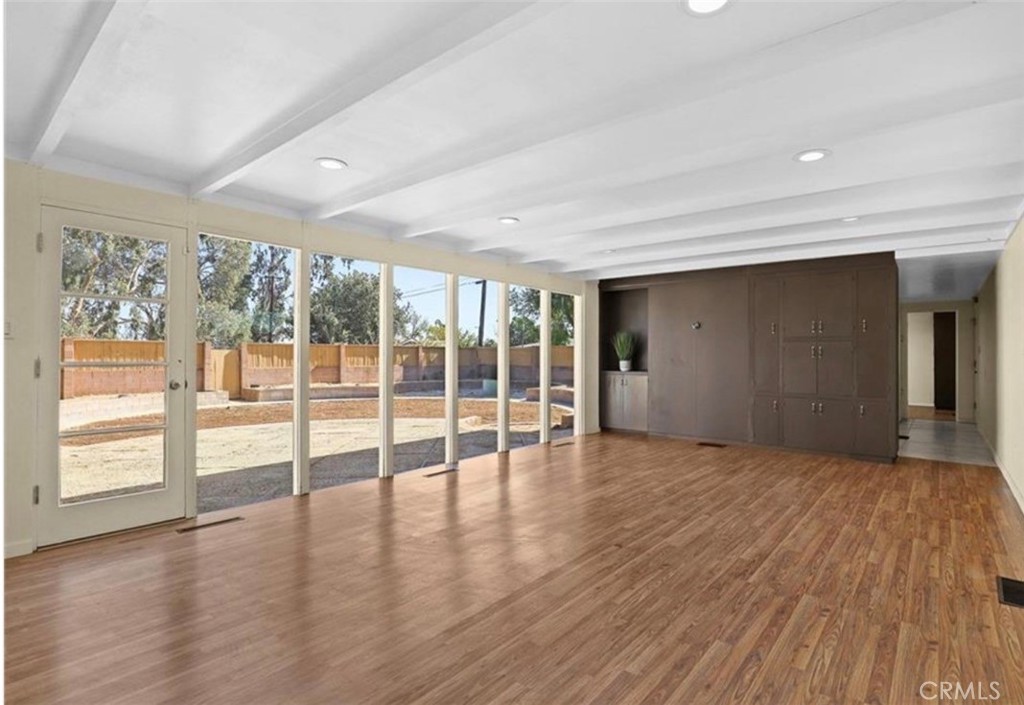 1445 North Pepper Avenue Rialto, CA 92376 - Photo 9 of 21