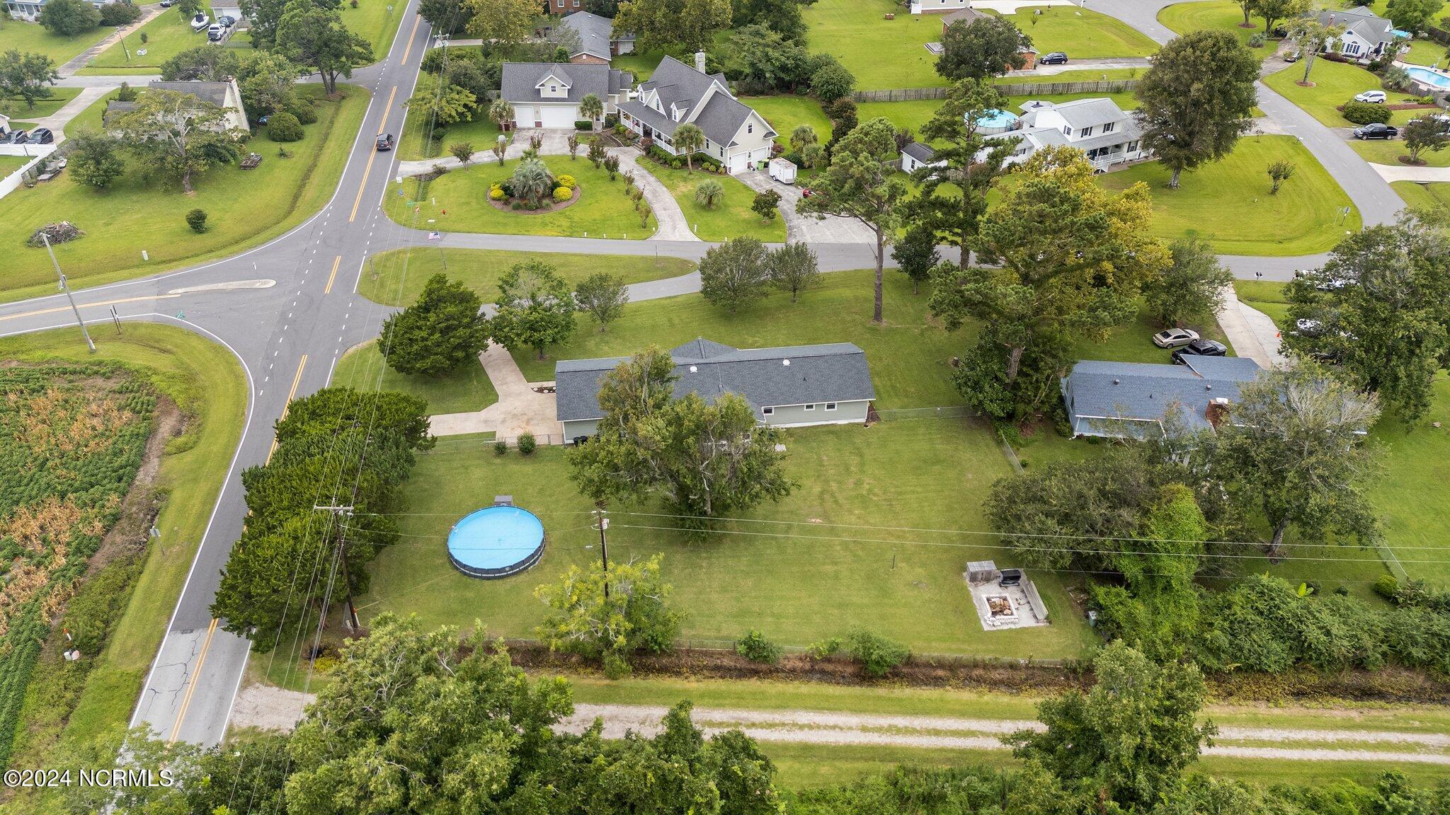 2202 North Road Morehead City, NC 28557 - Photo 45 of 47 47-web-or-mls-DJI_20240819170548_0279_D