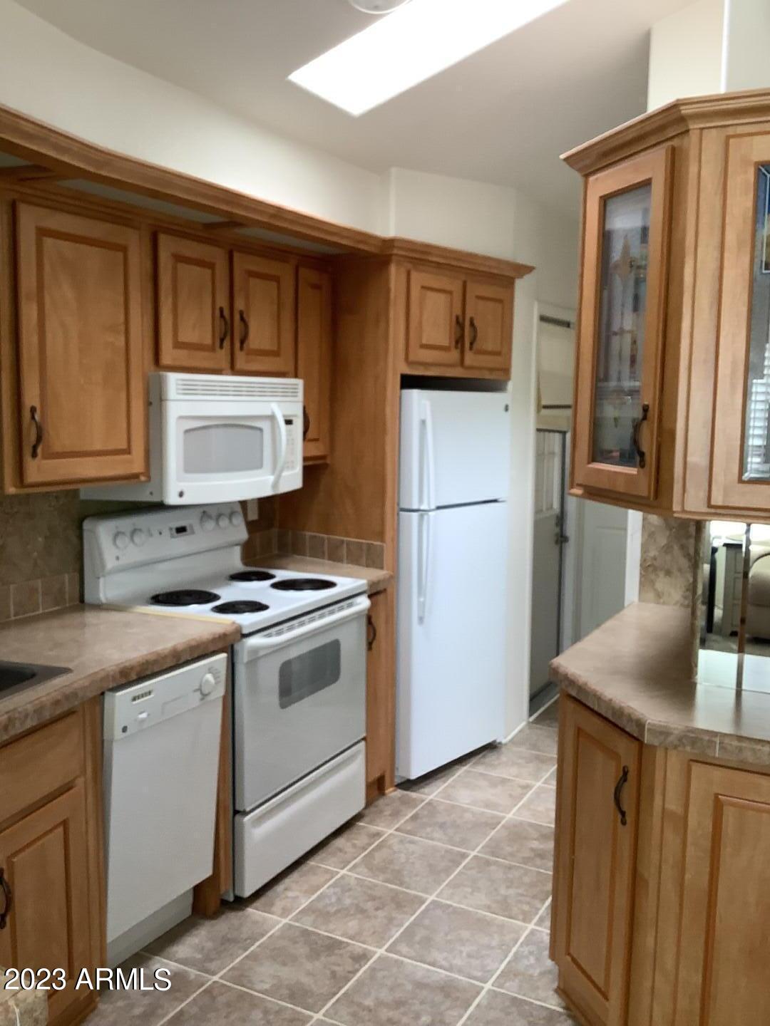 2220 Rodeo Road Overgaard, AZ 85933 - Photo 7 of 26 kitchen