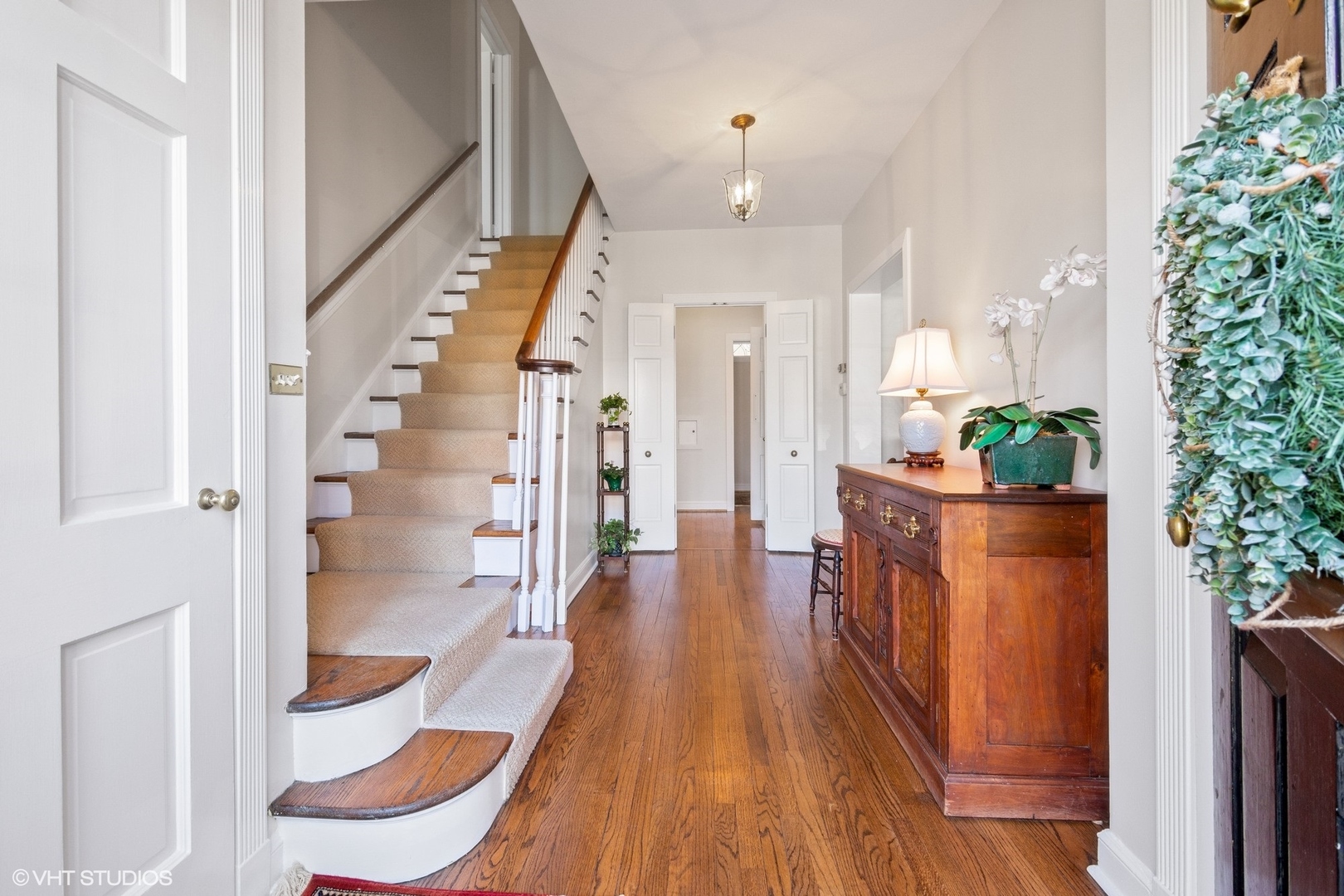 914 Cherokee Road Wilmette, IL 60091 - Photo 3 of 24 a view of entryway with wooden floor