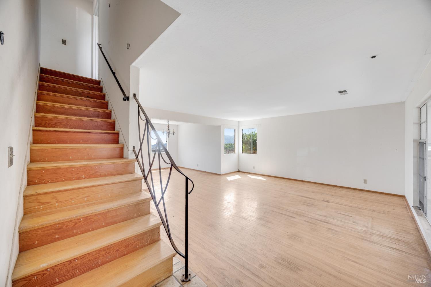 24 Corte Miguel San Rafael, CA 94903 - Photo 33 of 63 Gallery Image 33