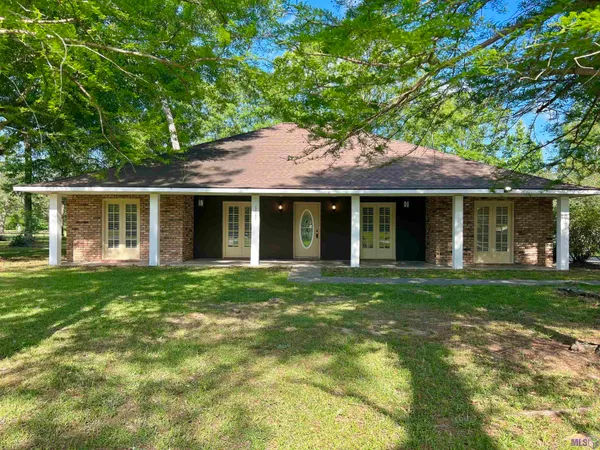 $2,300 | 30447 Parkview Drive, Denham Springs, LA 70726