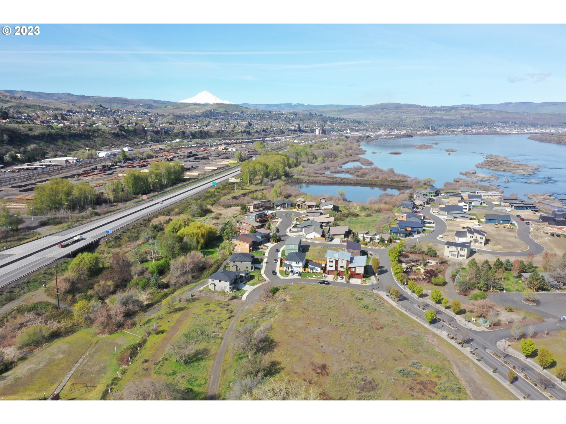 Pine Street The Dalles, OR 97058 - Photo 6 of 12 an aerial view of a city