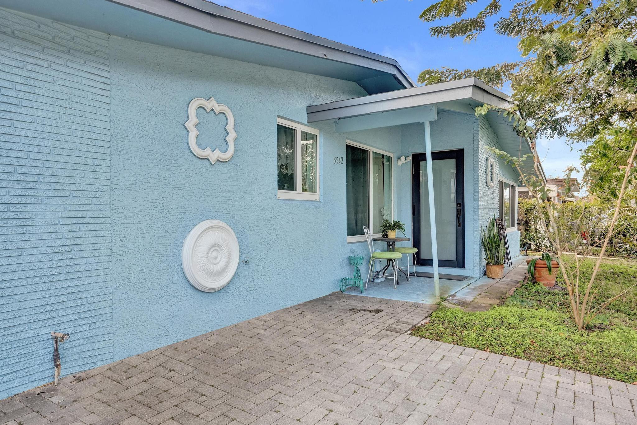 5542 Southwest 6th Street Margate, FL 33068 - Photo 3 of 21 Photo 3