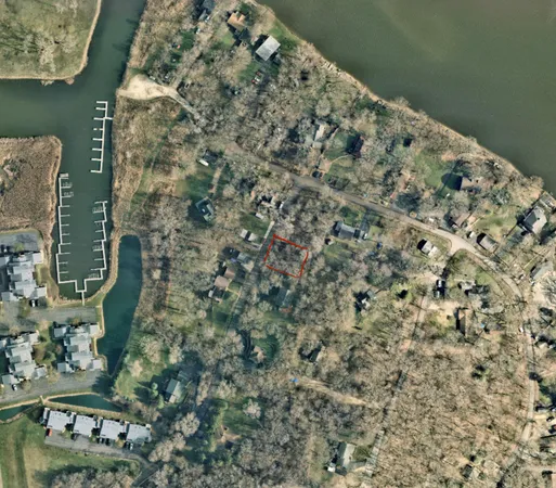 $10,000 | 39175 North West End Drive, Spring Grove, IL 60081