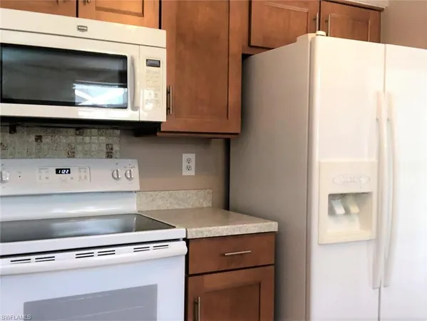 $2,800 | 10328 Windley Key Terrace, Bonita Springs, FL 34135