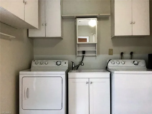 $2,800 | 10328 Windley Key Terrace, Bonita Springs, FL 34135