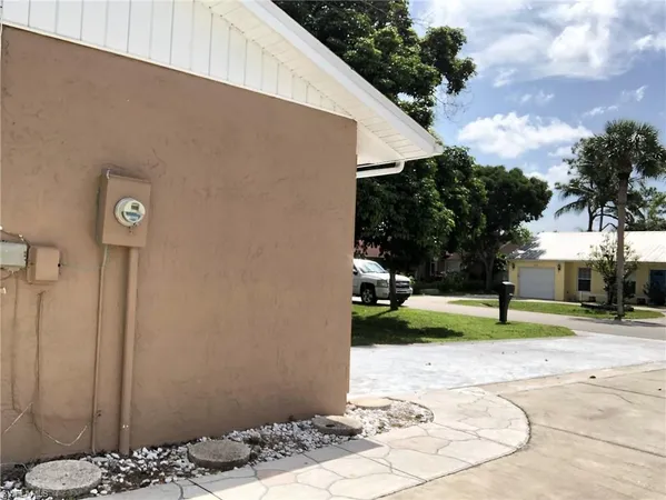 $2,800 | 10328 Windley Key Terrace, Bonita Springs, FL 34135