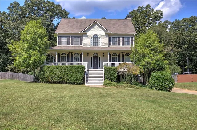 $469,999 | 17 Lowry Way, Euharlee, GA 30145