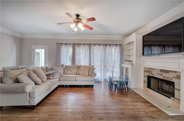 $469,999 | 17 Lowry Way, Euharlee, GA 30145