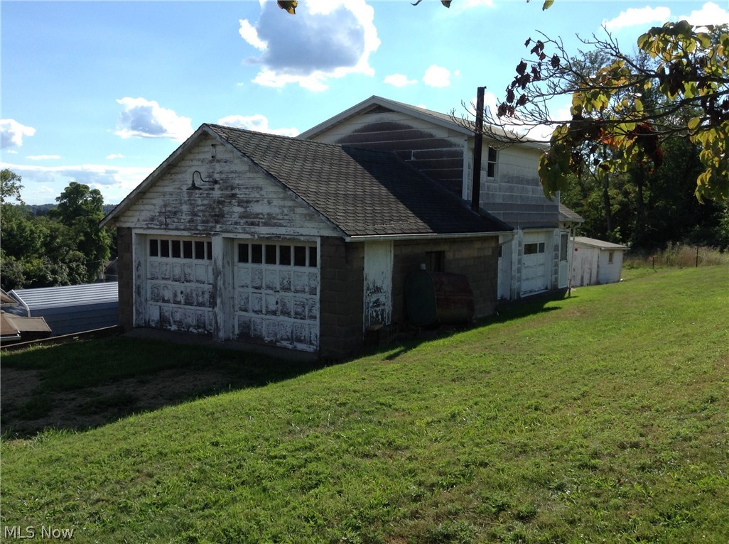 110 Bank Street Flushing, OH 43977 - Photo 4 of 10