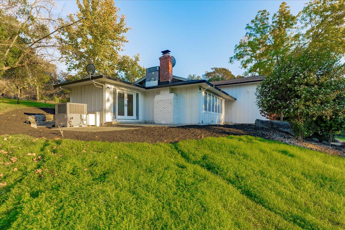 8501 King Road Loomis, CA 95650 - Photo 52 of 89 a front view of a house with a yard