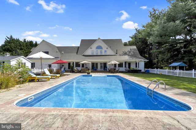 $1,049,000 | 16132 Hudson Road, Milton, DE 19968