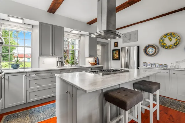 $1,350,000 | 1677 Barnumville Road, Manchester, VT 05255