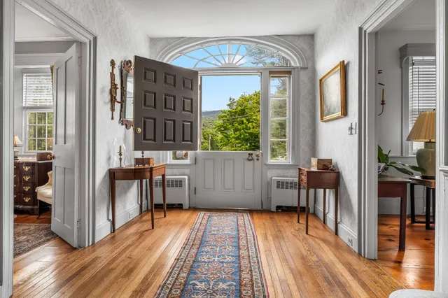 $1,350,000 | 1677 Barnumville Road, Manchester, VT 05255