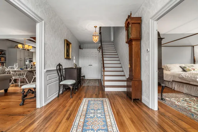 $1,350,000 | 1677 Barnumville Road, Manchester, VT 05255