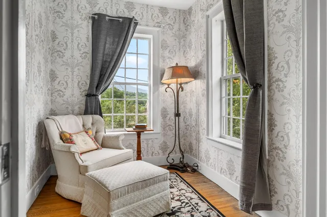 $1,350,000 | 1677 Barnumville Road, Manchester, VT 05255