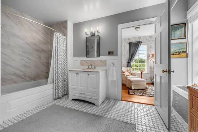 $1,350,000 | 1677 Barnumville Road, Manchester, VT 05255