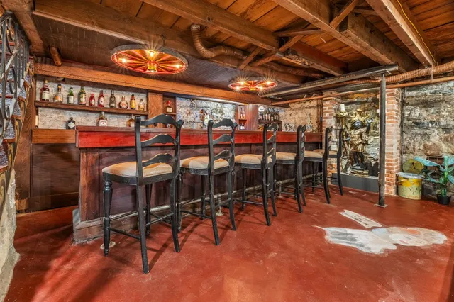 $1,350,000 | 1677 Barnumville Road, Manchester, VT 05255