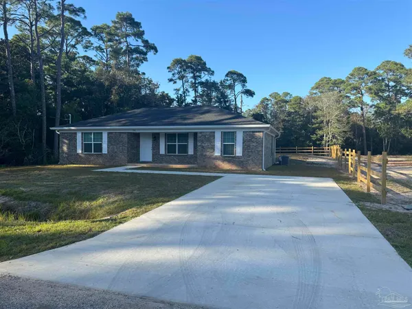 $1,750 | 5396 Spruce Street, Gulf Breeze, FL 32563