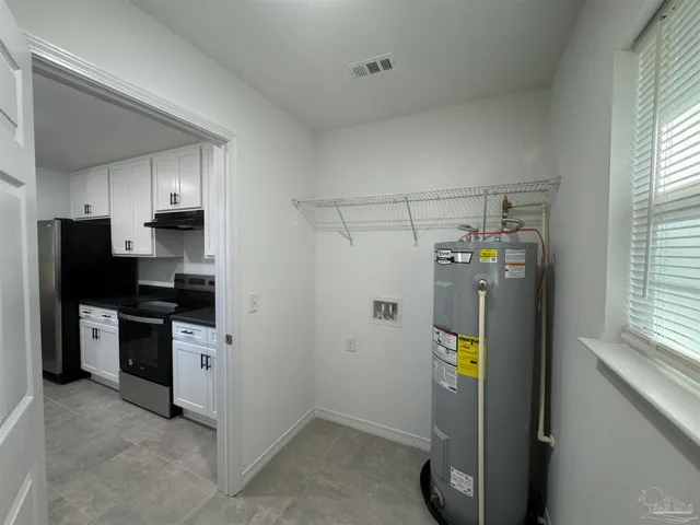 $1,750 | 5396 Spruce Street, Gulf Breeze, FL 32563