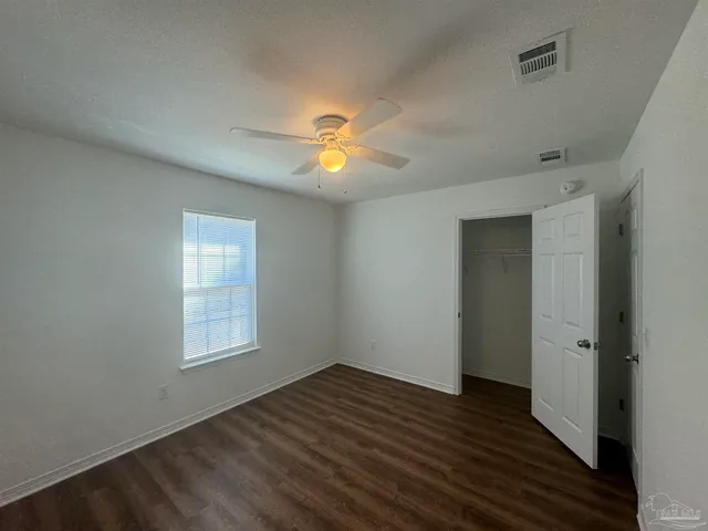 $1,750 | 5396 Spruce Street, Gulf Breeze, FL 32563