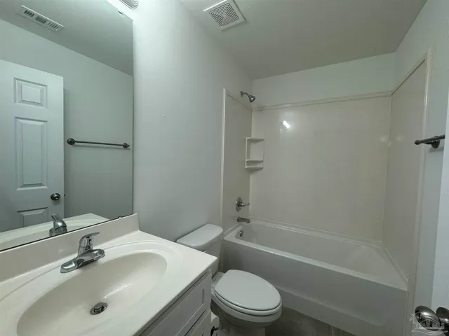 $1,750 | 5396 Spruce Street, Gulf Breeze, FL 32563