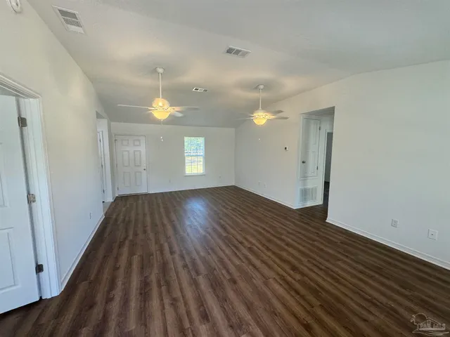 $1,750 | 5396 Spruce Street, Gulf Breeze, FL 32563