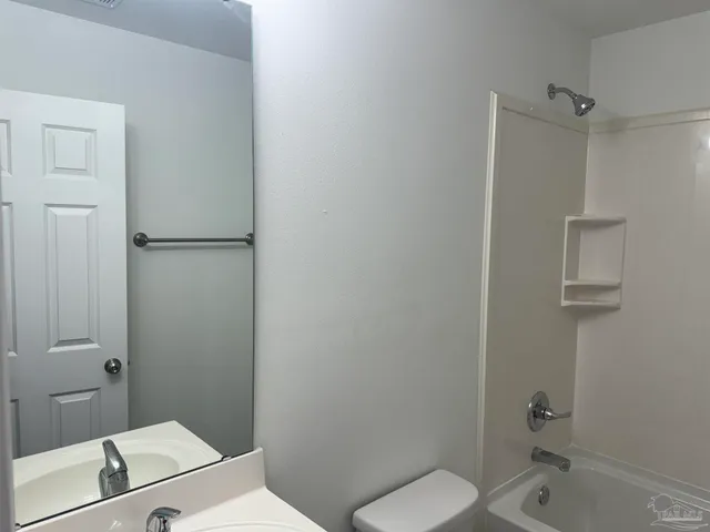 $1,750 | 5396 Spruce Street, Gulf Breeze, FL 32563