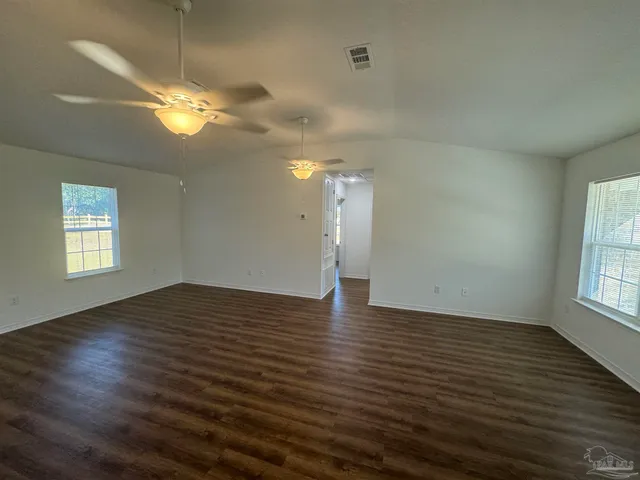 $1,750 | 5396 Spruce Street, Gulf Breeze, FL 32563