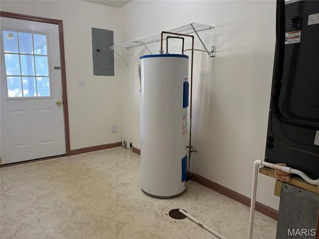 $179,900 | 1203 West Locust Street, Bowling Green, MO 63334