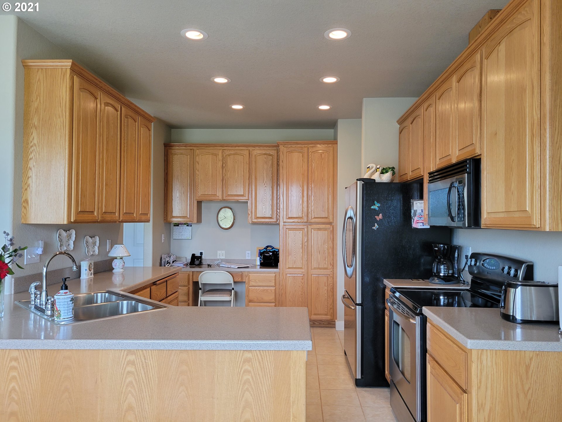 2265 North Side Road Sutherlin, OR 97479 - Photo 2 of 27