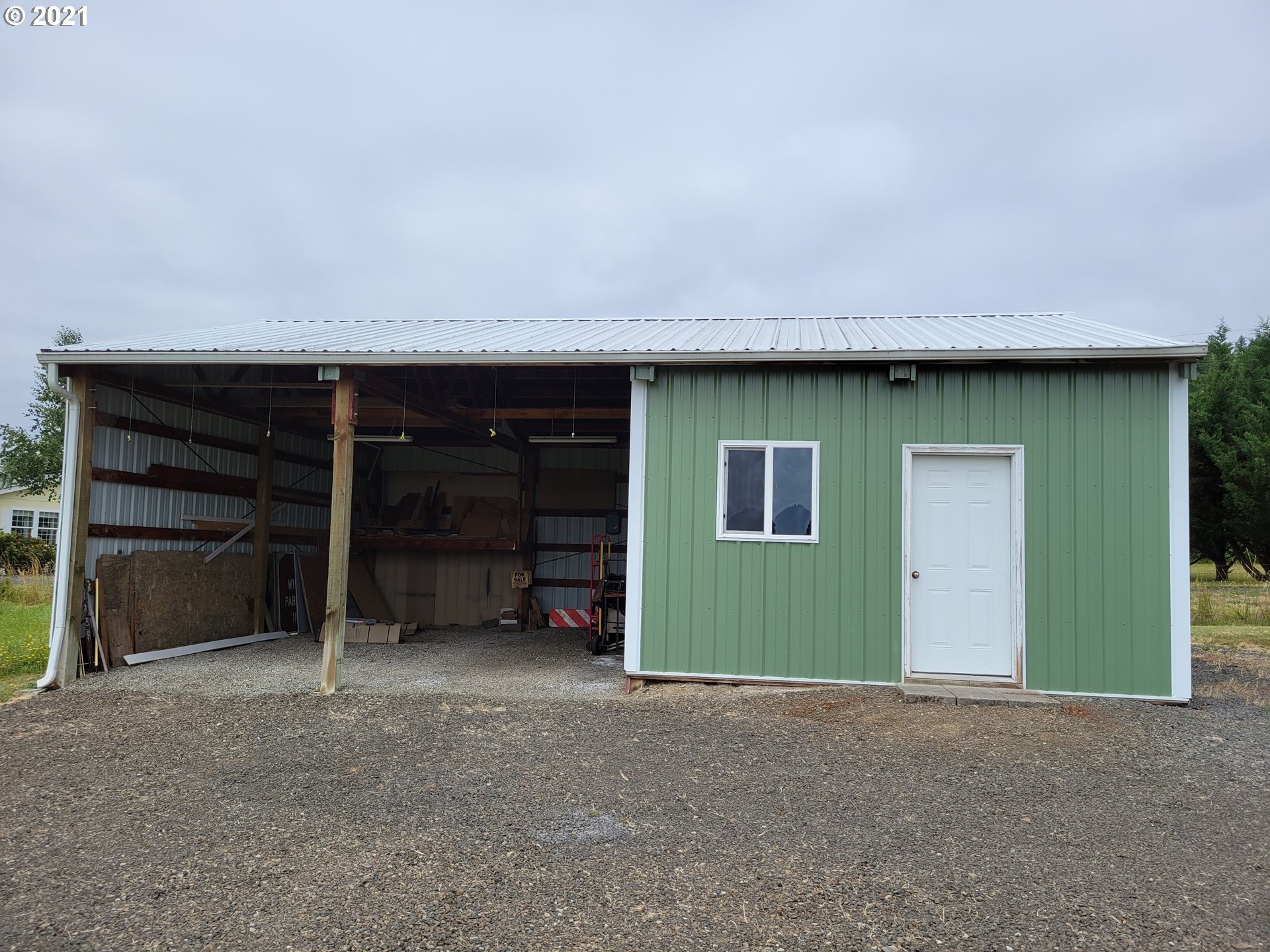 2265 North Side Road Sutherlin, OR 97479 - Photo 19 of 27