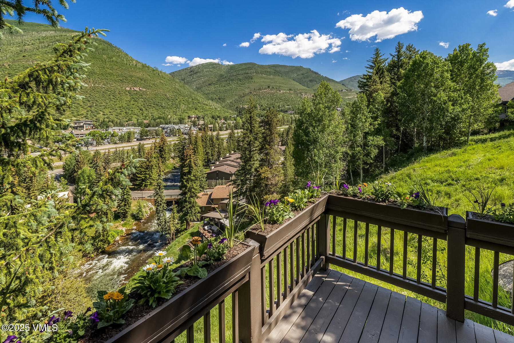 2010 Vermont Road Vail, CO 81657 - Photo 19 of 35 a view of a balcony with an outdoor space