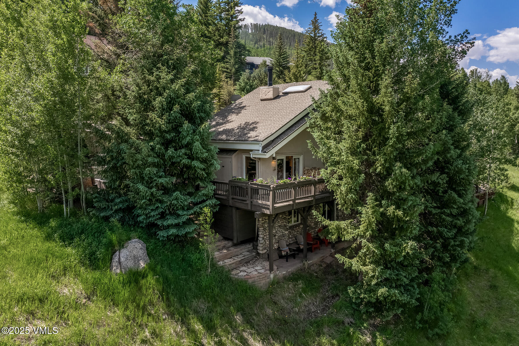 2010 Vermont Road Vail, CO 81657 - Photo 21 of 35 a aerial view of a house with a yard