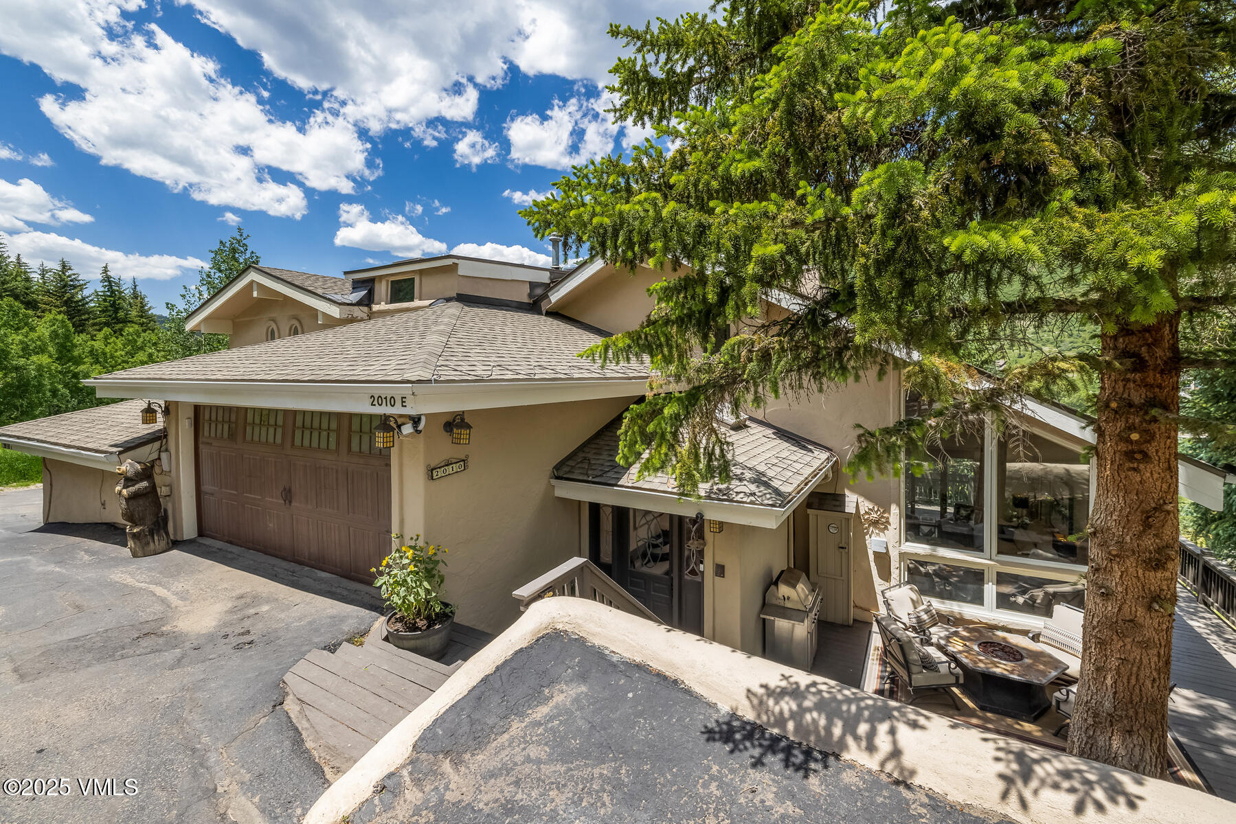 2010 Vermont Road Vail, CO 81657 - Photo 35 of 35 a view of a house with a sink and yard