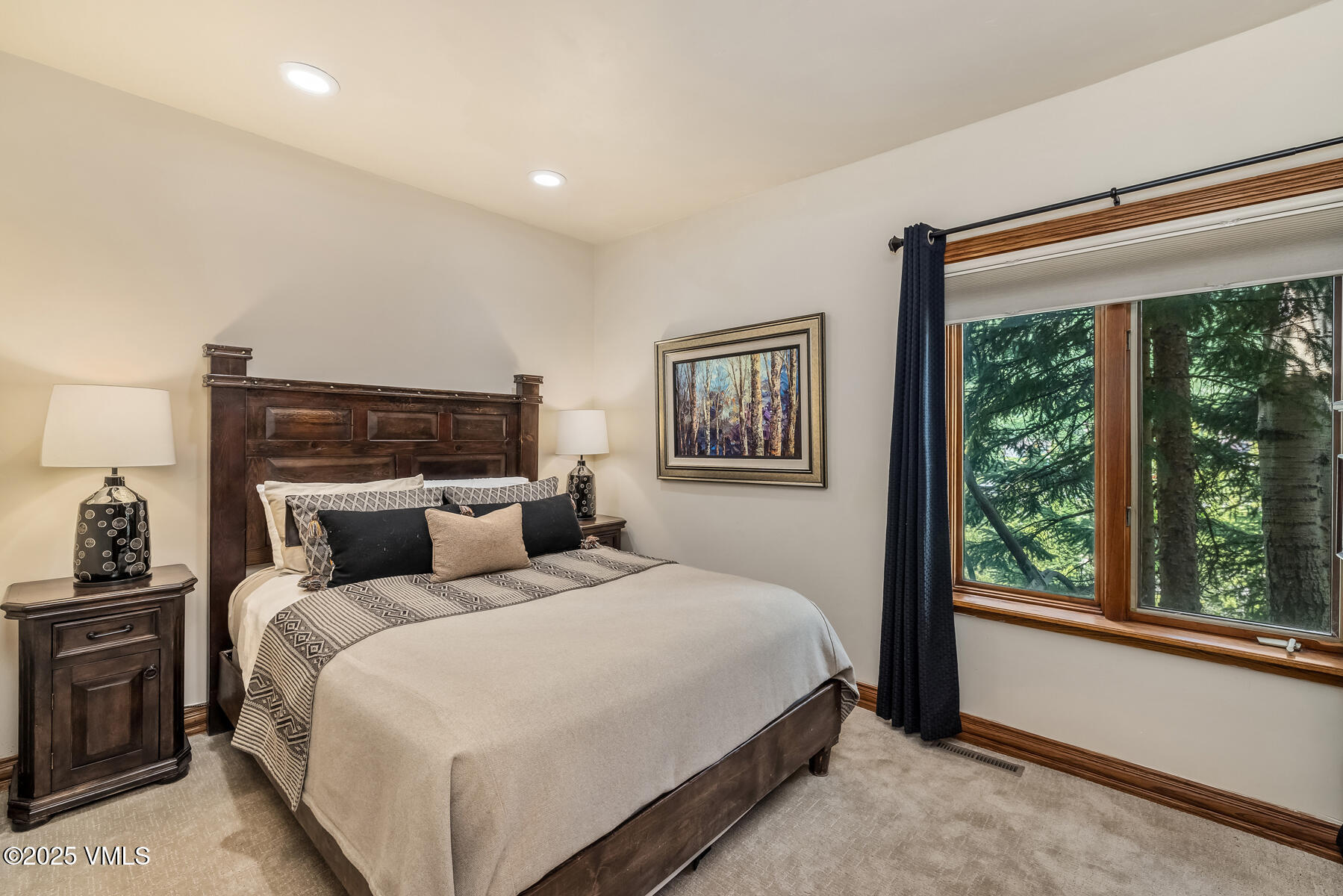 2010 Vermont Road Vail, CO 81657 - Photo 10 of 35 a bedroom with a bed and a window