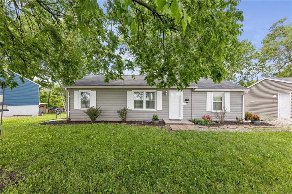 18710 South Mullen Road Belton, MO 64012 - Photo 1 of 55