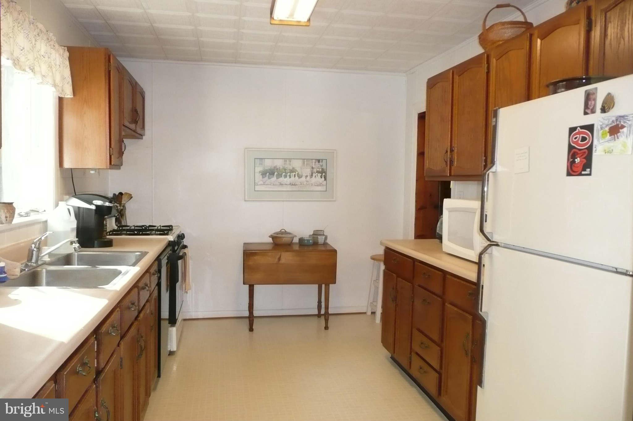 5936 Horns Point Road Cambridge, MD 21613 - Photo 3 of 30 Kitchen