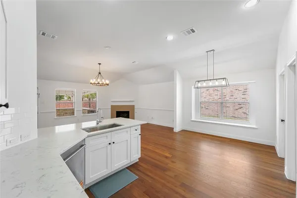 $379,000 | 1015 Fleetwood Cove Drive, Grand Prairie, TX 75052