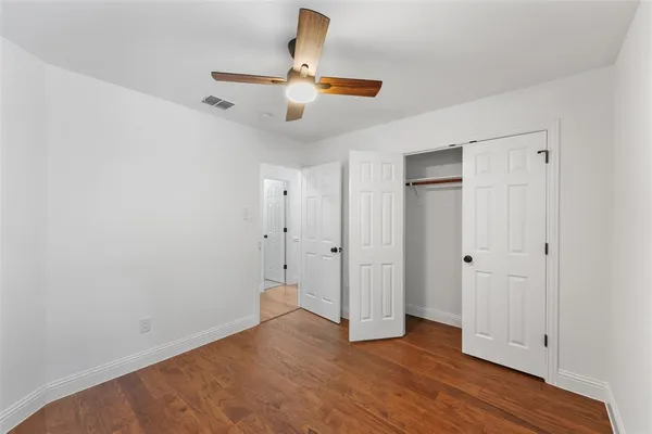 $379,000 | 1015 Fleetwood Cove Drive, Grand Prairie, TX 75052