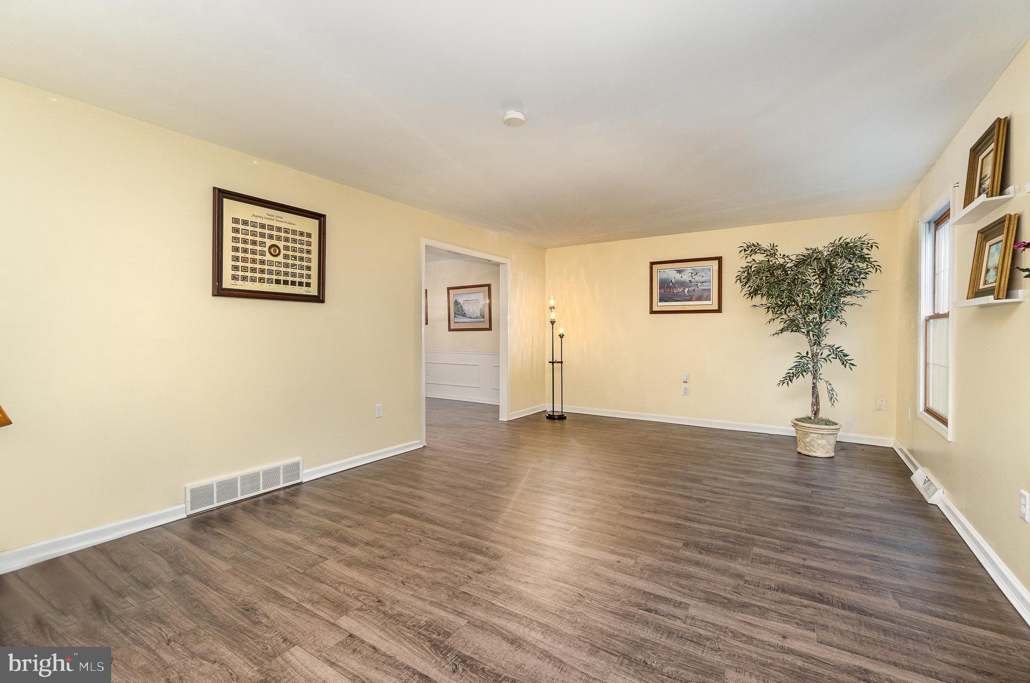 114 Old Stonehouse Road North Carlisle, PA 17015 - Photo 5 of 49 Gallery Image 5