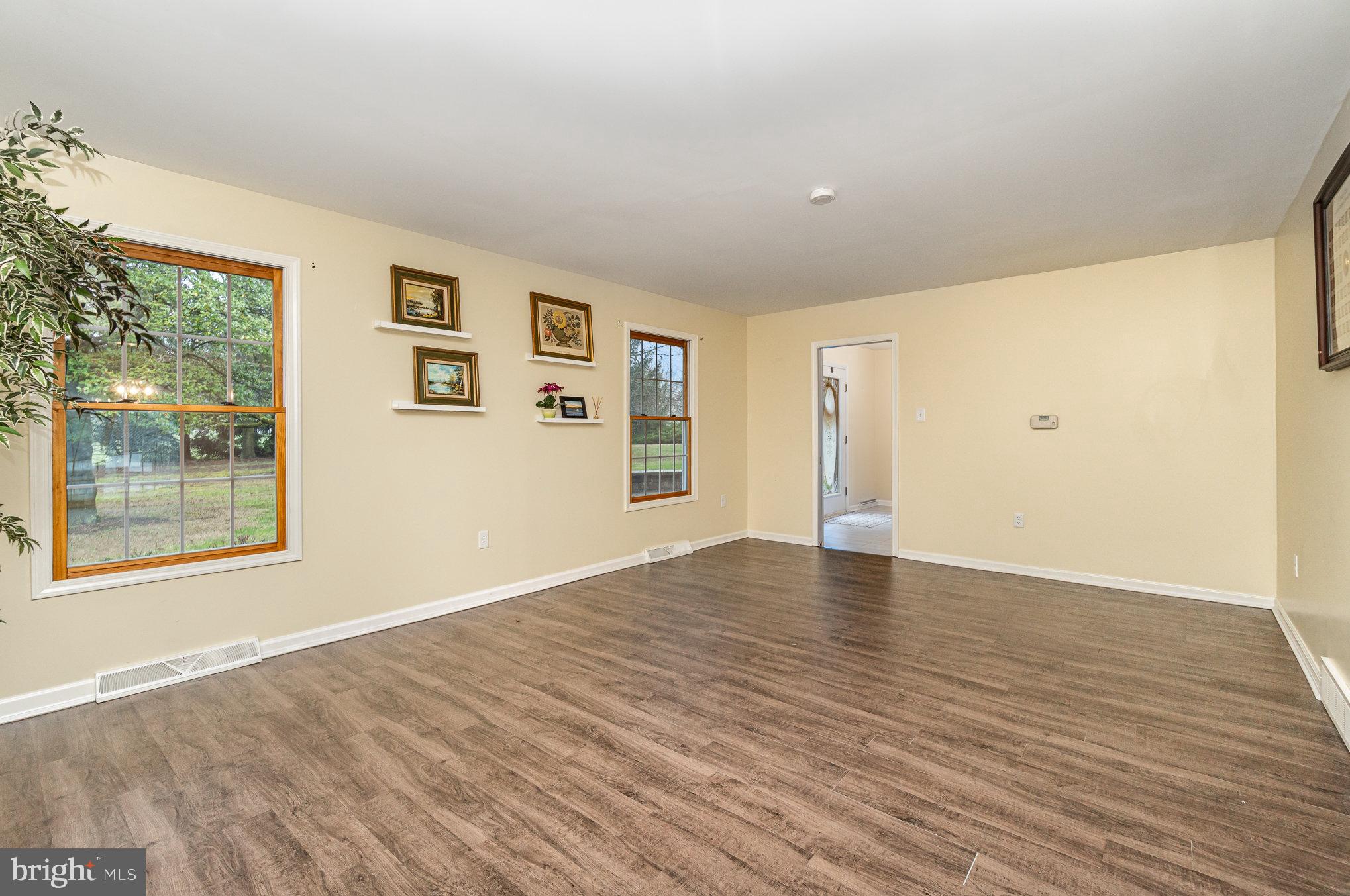 114 Old Stonehouse Road North Carlisle, PA 17015 - Photo 6 of 49 Gallery Image 6