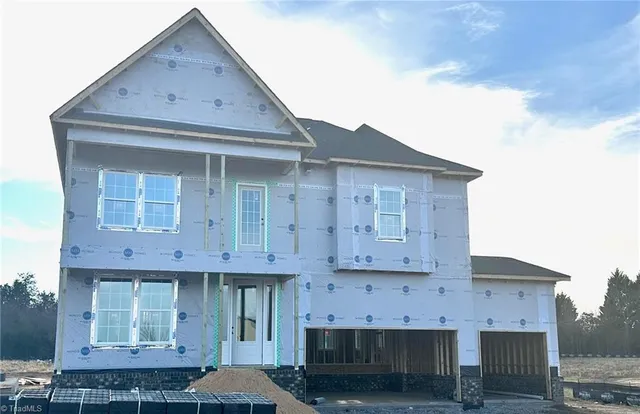 $636,972 | 8601 Lemur Lane, Summerfield, NC 27358