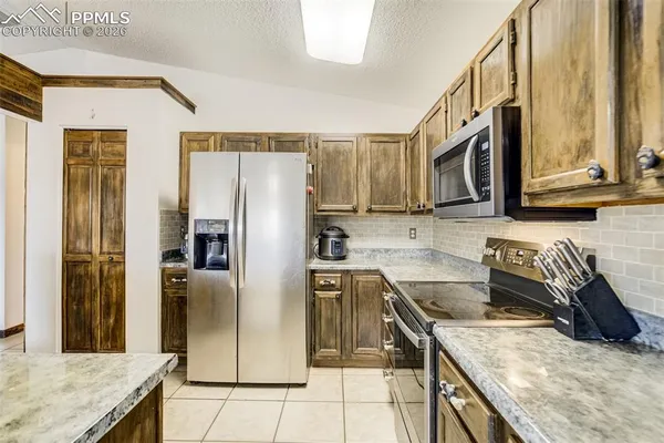 $479,000 | 7425 Painted Rock Drive, Colorado Springs, CO 80911