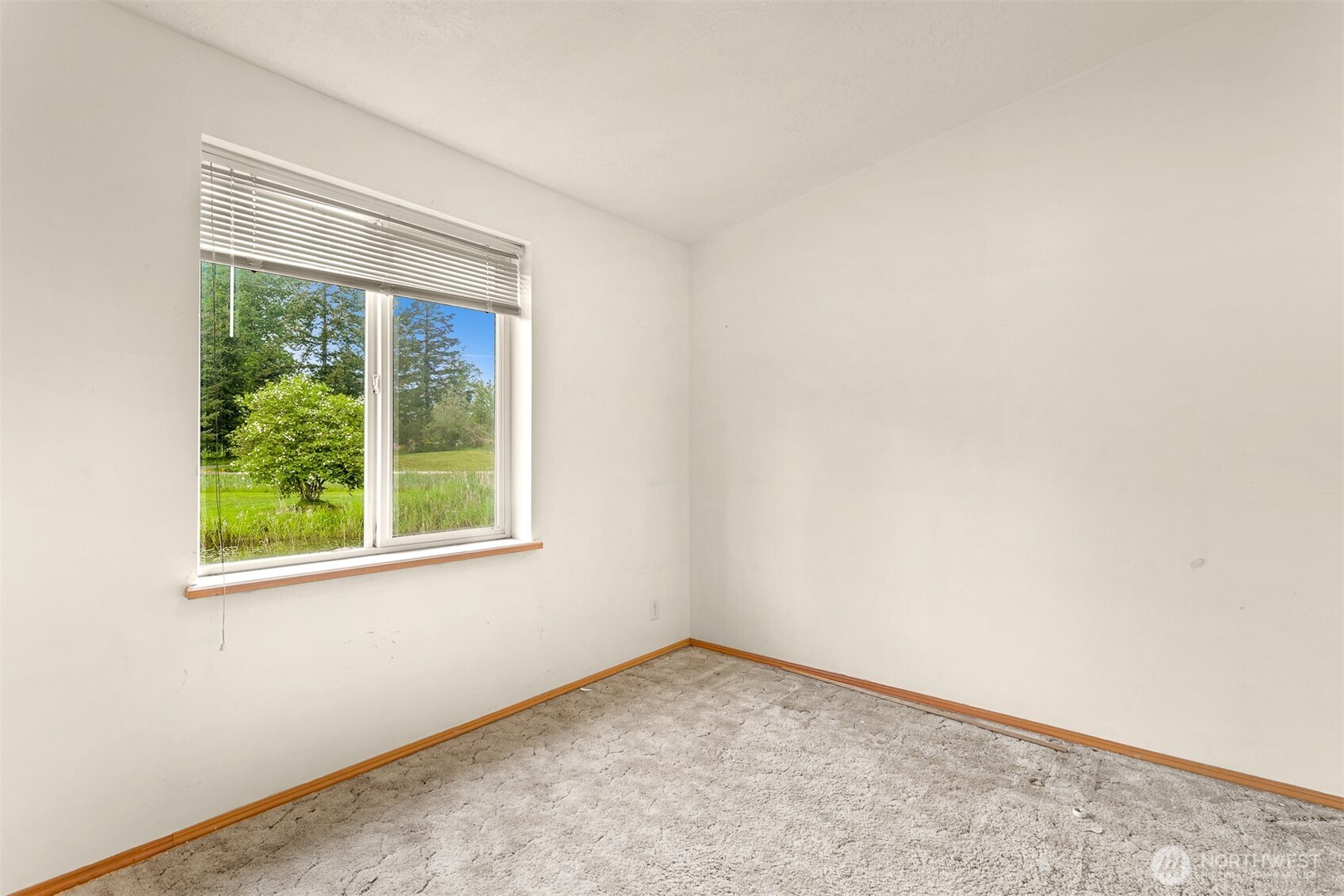 2169 Burk Road Blaine, WA 98230 - Photo 11 of 27