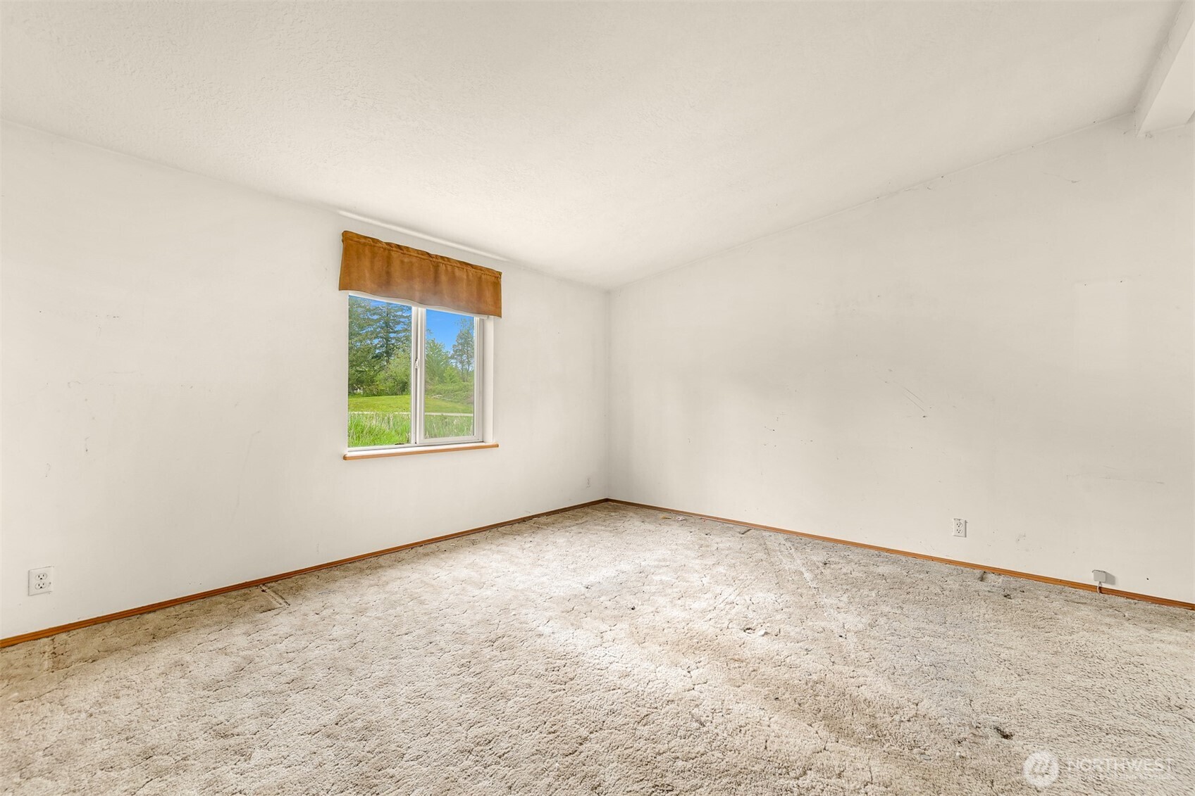 2169 Burk Road Blaine, WA 98230 - Photo 12 of 27